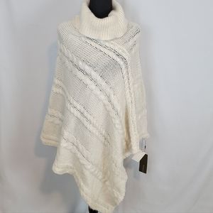 Modena New York Poncho Style Sweater in Off White